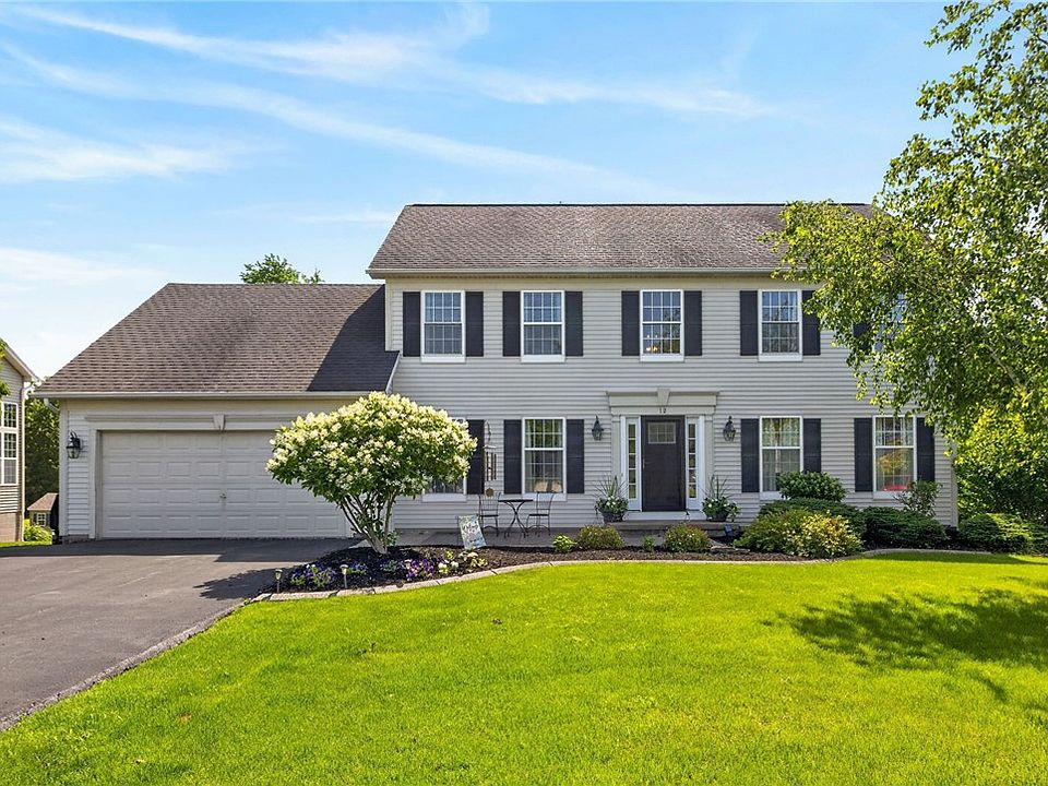 1st image of 12 Shady Pine Ln