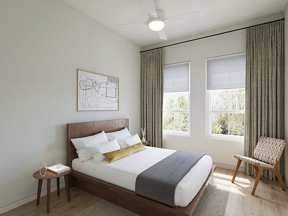 4th image of 932 E Gay St #2-211