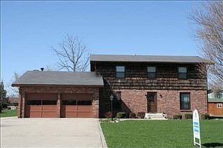 1st image of 458 Mountain Ash Dr