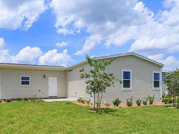 4th image of 2380 Chretien Dr #Cu2ikq