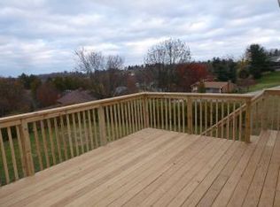 106 Jessop Dr, Saint Clairsville, OH 43950