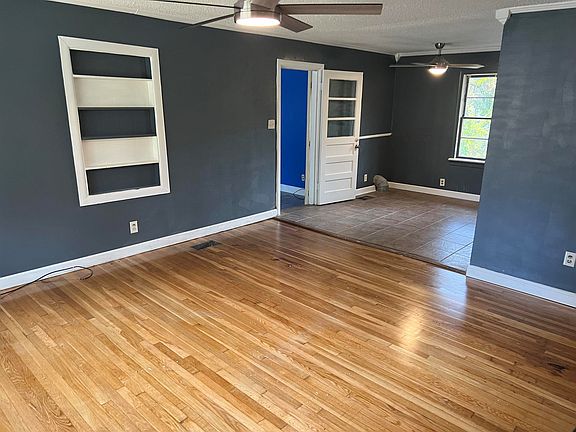 3rd image of 905 Fairchild Ave