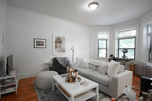 1109 Boylston St #1 Photo 1