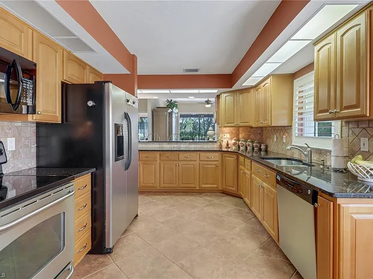 11745 Quail Village Way — Photo 6