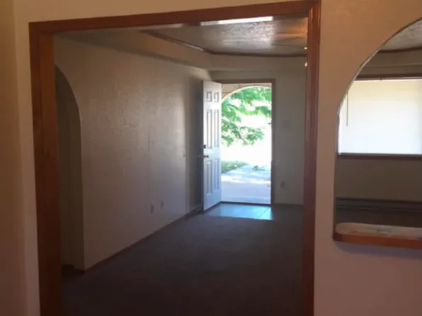 1311 W Lime St, Portales, NM 88130