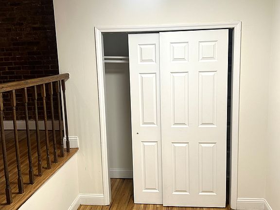 4th image of 173 W 85th St APT 8