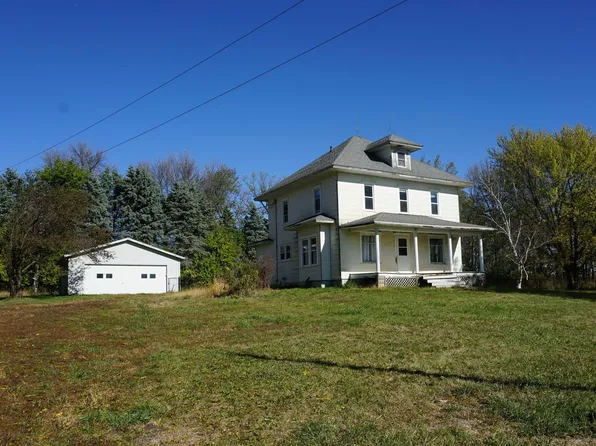 25637 245th St, Eldora, IA 50627