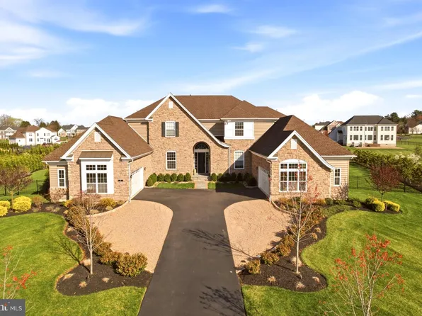 3 Cumberland Cir, Ivyland, PA 18974