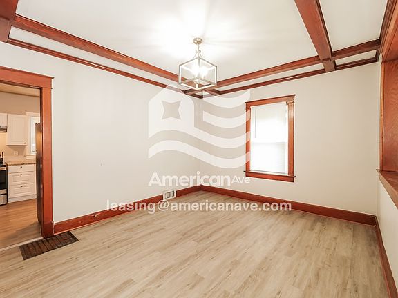 4-Dining Room