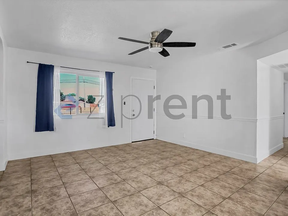 11103 S 11th Ave