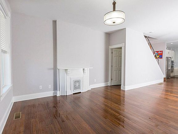 3rd image of 4326 Beech Hill Ave