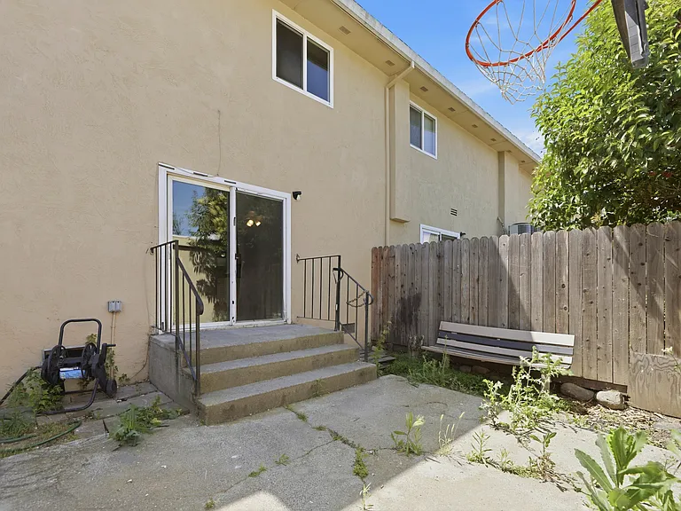 5943 Mack Rd — Photo 36