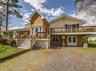 159 Newport Rd, Dunnsville, VA 22454