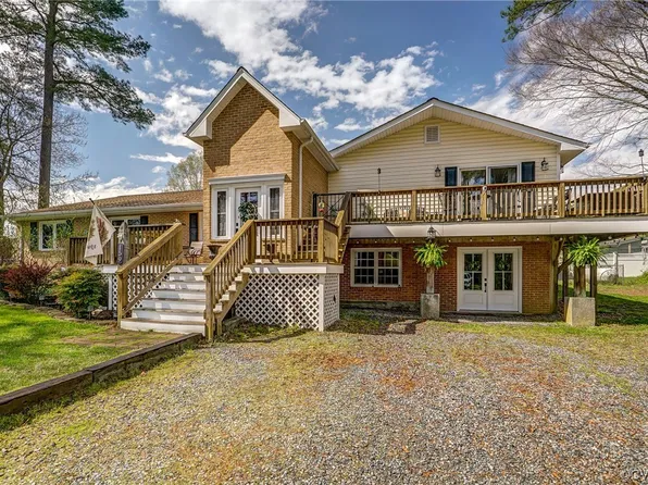 159 Newport Rd, Dunnsville, VA 22454