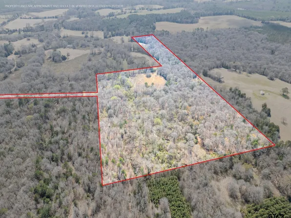 120 Stevens Dr, Marietta, TX 75566