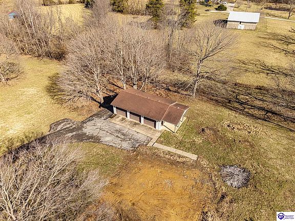 3rd image of 4262 Shepherdsville Rd