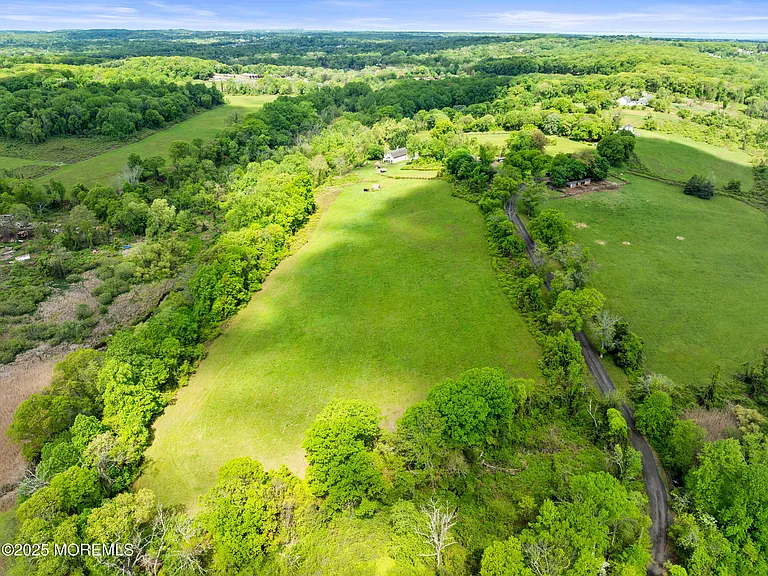 525 Cooper Rd — Photo 12