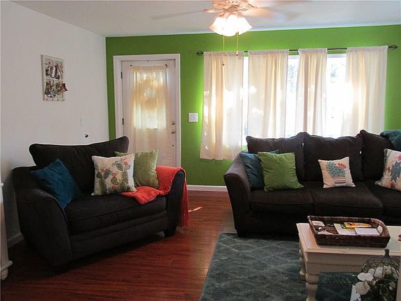 2nd image of 115 Garfield Ave