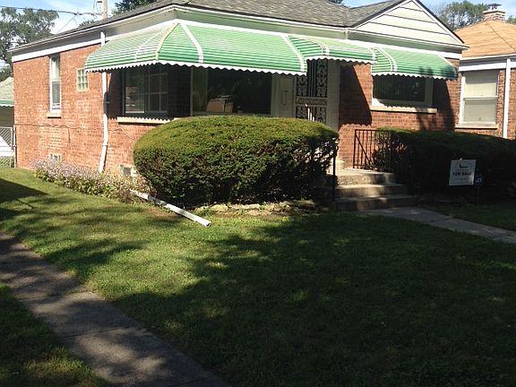 2nd image of 10040 S Hoxie Ave