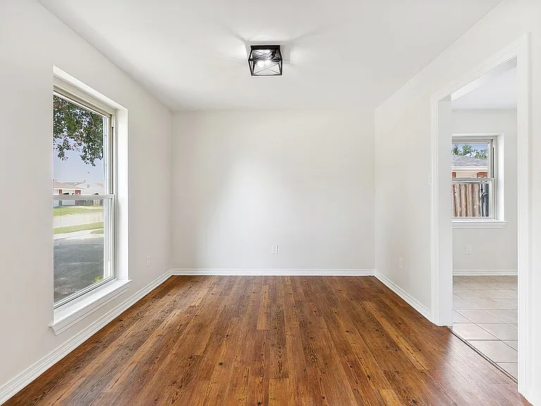 64 Osborne Ave — Photo 9