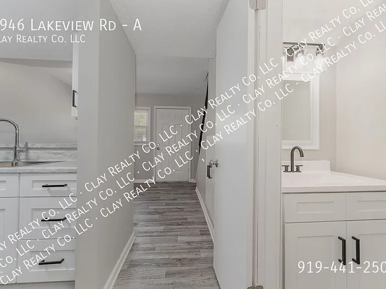 1946 Lakeview Rd #A — Photo 9