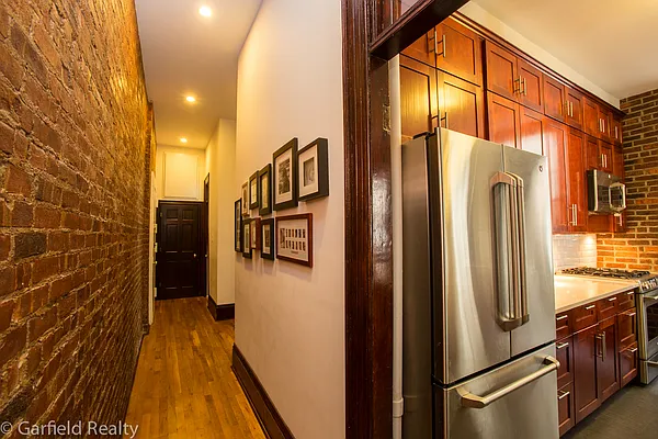 Sold by Garfield Realty  | media 22