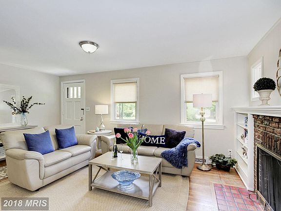 5th image of 10607 Saint Paul St