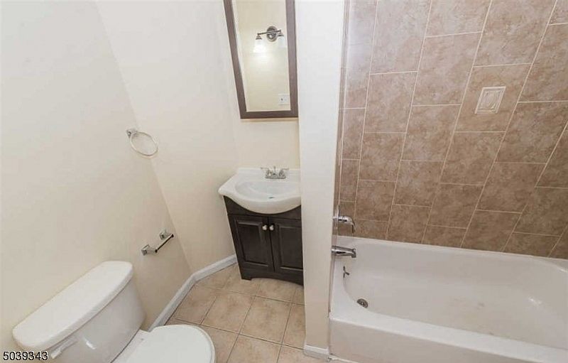 1st image of 254 S 11th St Floor 2
