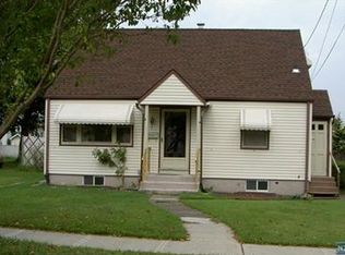 11 Patton St, Lodi, NJ 07644