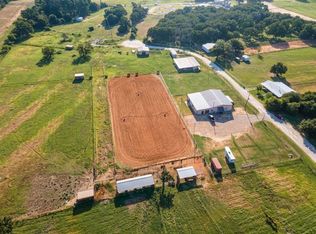 500 Cowboy Ct, Granbury, TX 76048