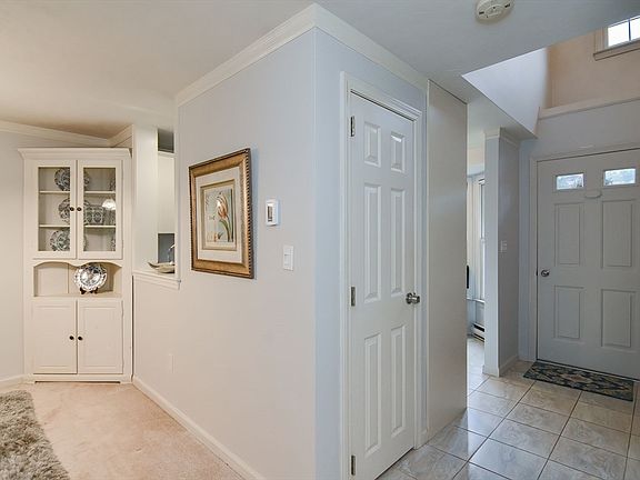 5th image of 61 Spencer St #61