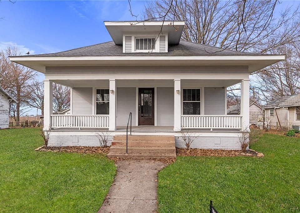 604 S Elm St, Norborne, MO 64668 Zillow