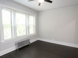 1613 1/2 W Berteau Ave #3, Harwood Heights, IL 60706