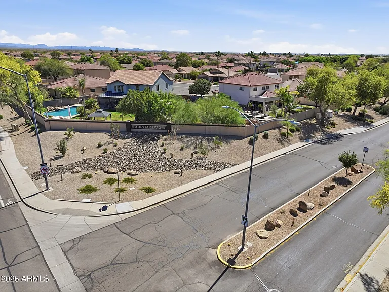 11450 E Quicksilver Ave — Photo 45