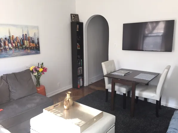 3117 Broadway image 1 of 16