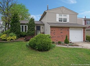 7662 W North Ave, Frankfort, IL 60423