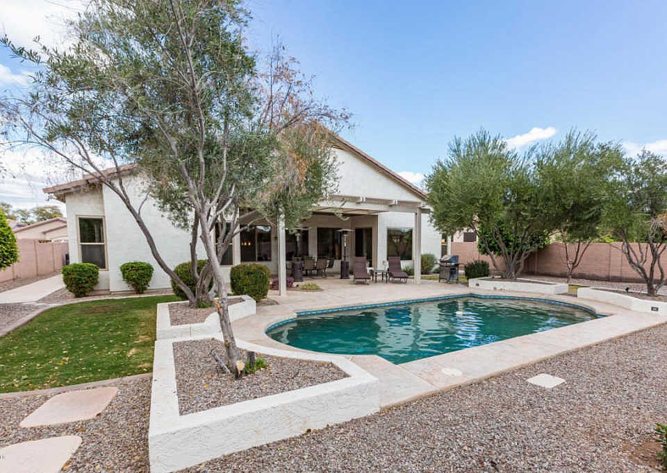 1st image of 2351 E Bellerive Pl