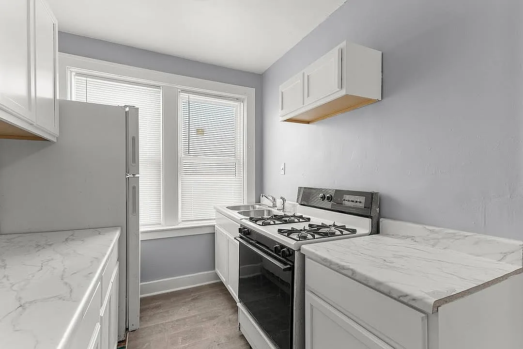 1705 Oakman Boulevard, Unit 10 — Photo 3