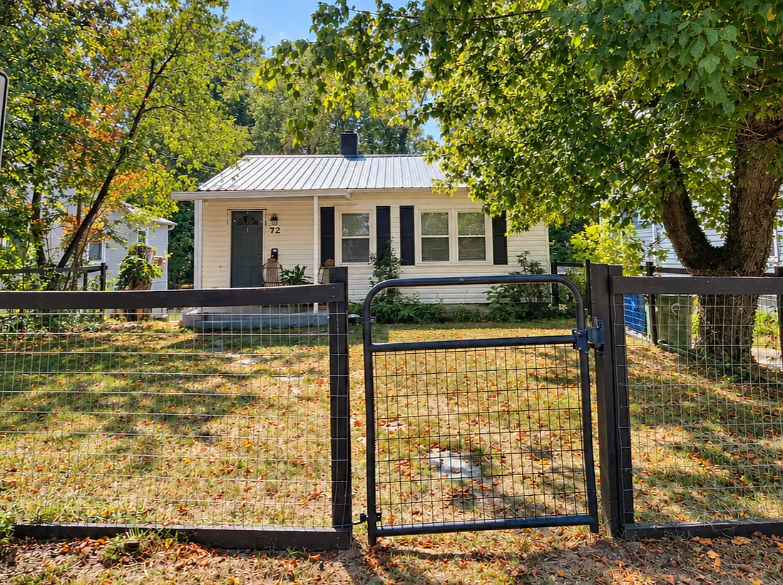 72 Murdock Ave — Photo 3