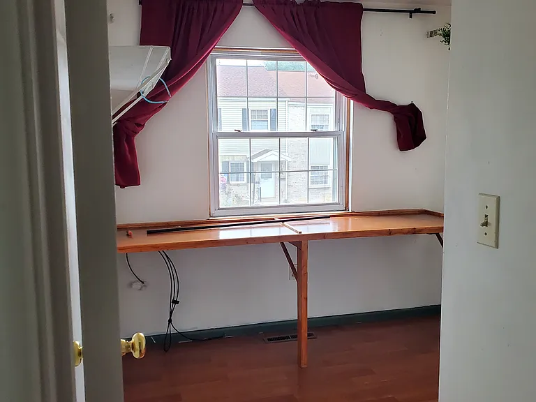 24 Cayuga Ct — Photo 14