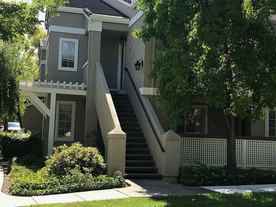 1st image of 878 Lake McClure Dr