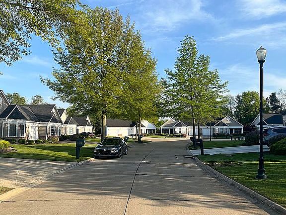 4th image of 8787 Jonathan Dr #26A