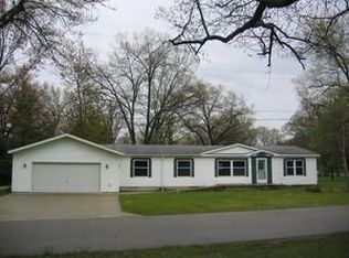 7025 Grand Ave, Caseville, MI 48725