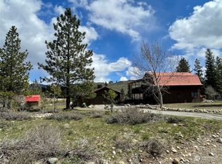 2 River Rock Rd, Oroville, WA 98862