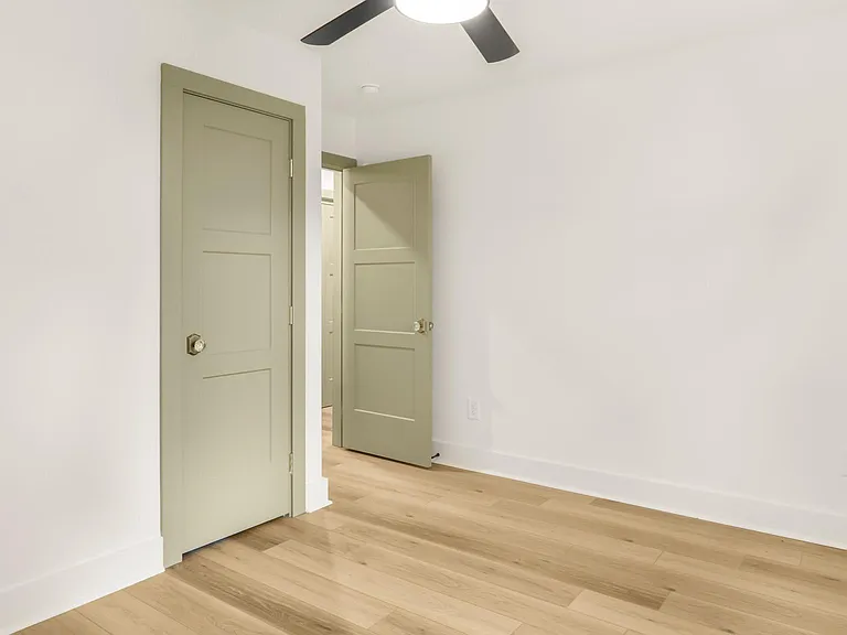 571 Buford St NW — Photo 15