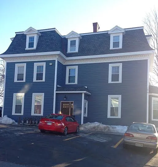 406 Pawtucket St #3