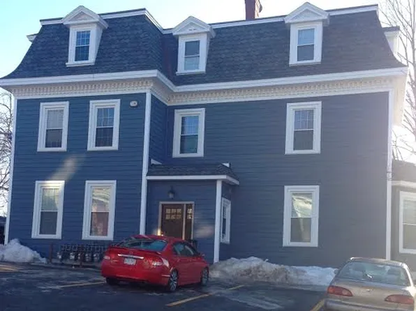 406 Pawtucket St APT 5, Lowell, MA 01854
