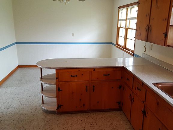 Kitchen into dining room