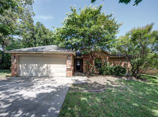 1606 N McDonald Ave Unit B, Decatur, TX 76234