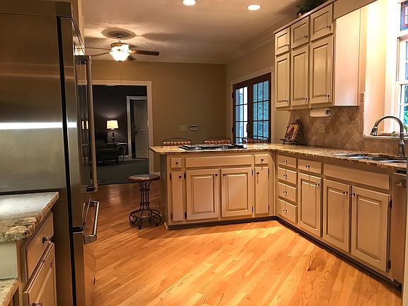 Pass-through kitchen